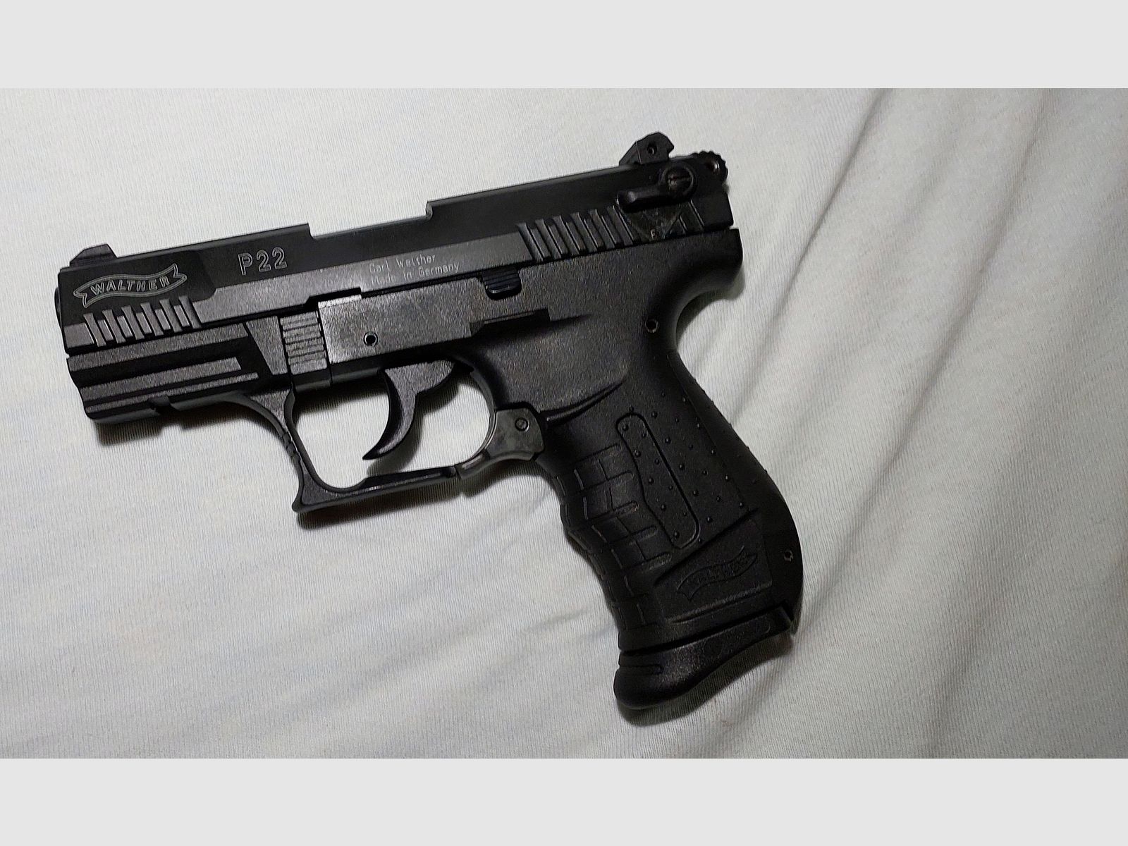 Walther P22 (P 22 Classic) pistola de fogueo 9mm P.A.K. negra (PTB 778)