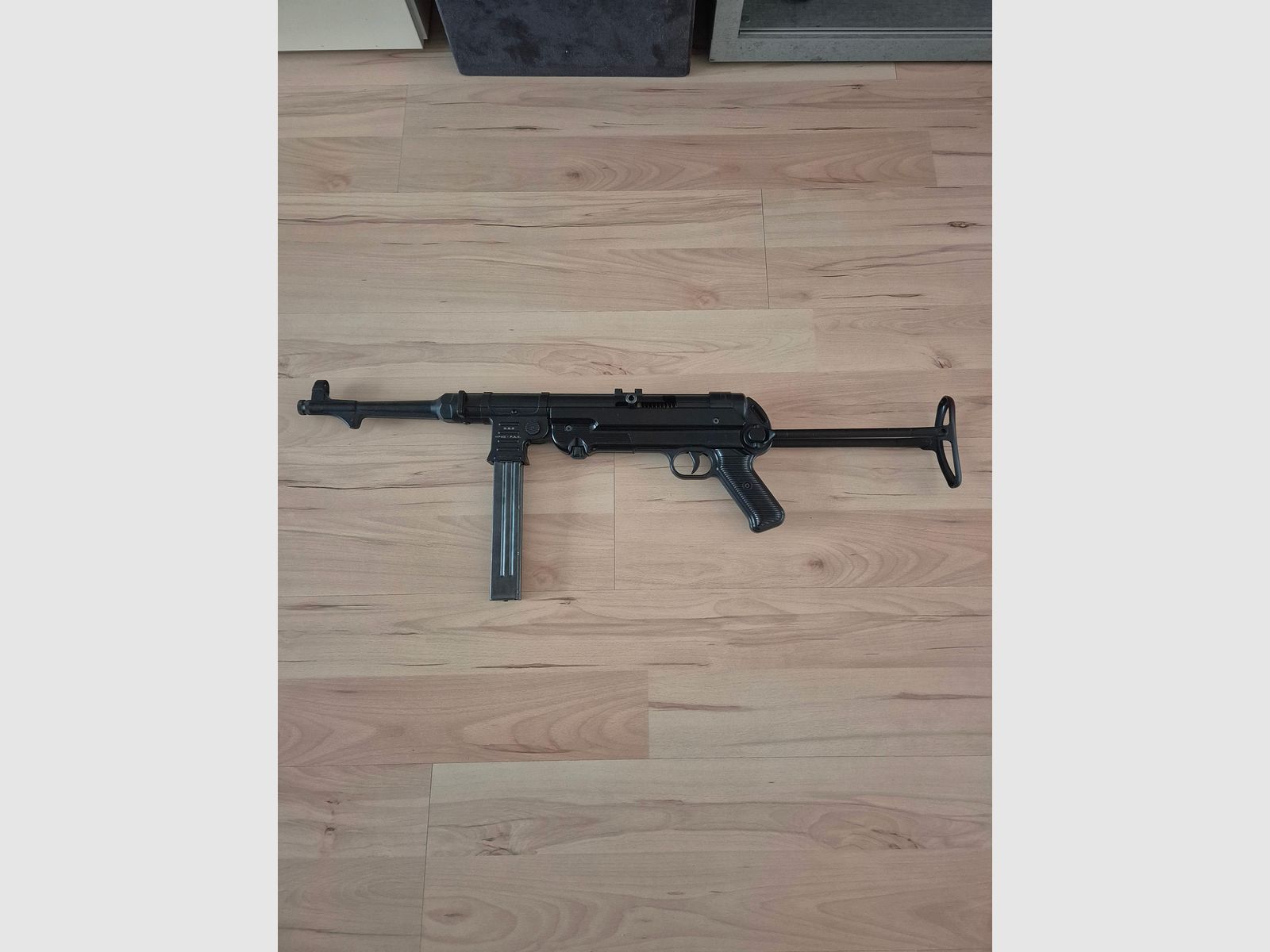 MP40 blank-firing submachine gun 9mm P.A.K.