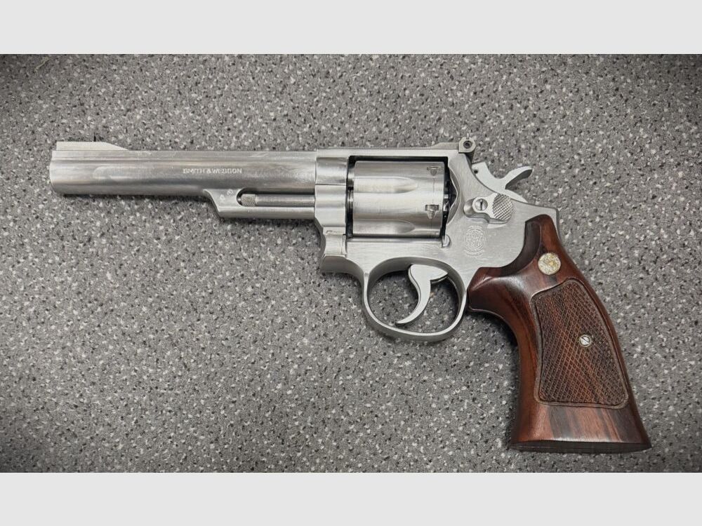 Smith & Wesson S&W 66-2, image 1 of 5