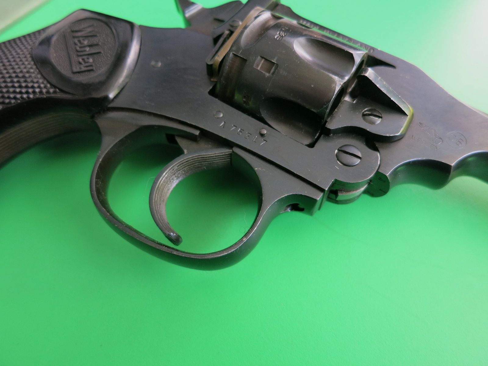Revolver à bascule Webley & Scott Mk IV, Birmingham, Cal. .38, Police de l'Afrique du Sud britannique (BSAP) #68