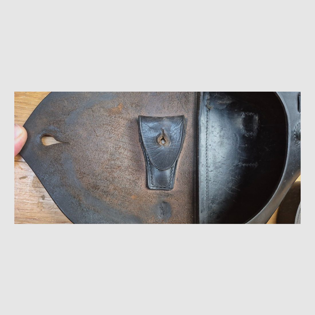 Bellissimo astuccio per pistola Luger P04 della Marina – Fabbricazione LOH Söhne a Berlino – Primo modello precoce – Strumenti chiave DMW e bacchetta marina – Pelle di alta qualità molto morbida in ottime condizioni su tutte le cuciture – Con la sua rarissima tracolla! - TBE++, immagine 10 di 23