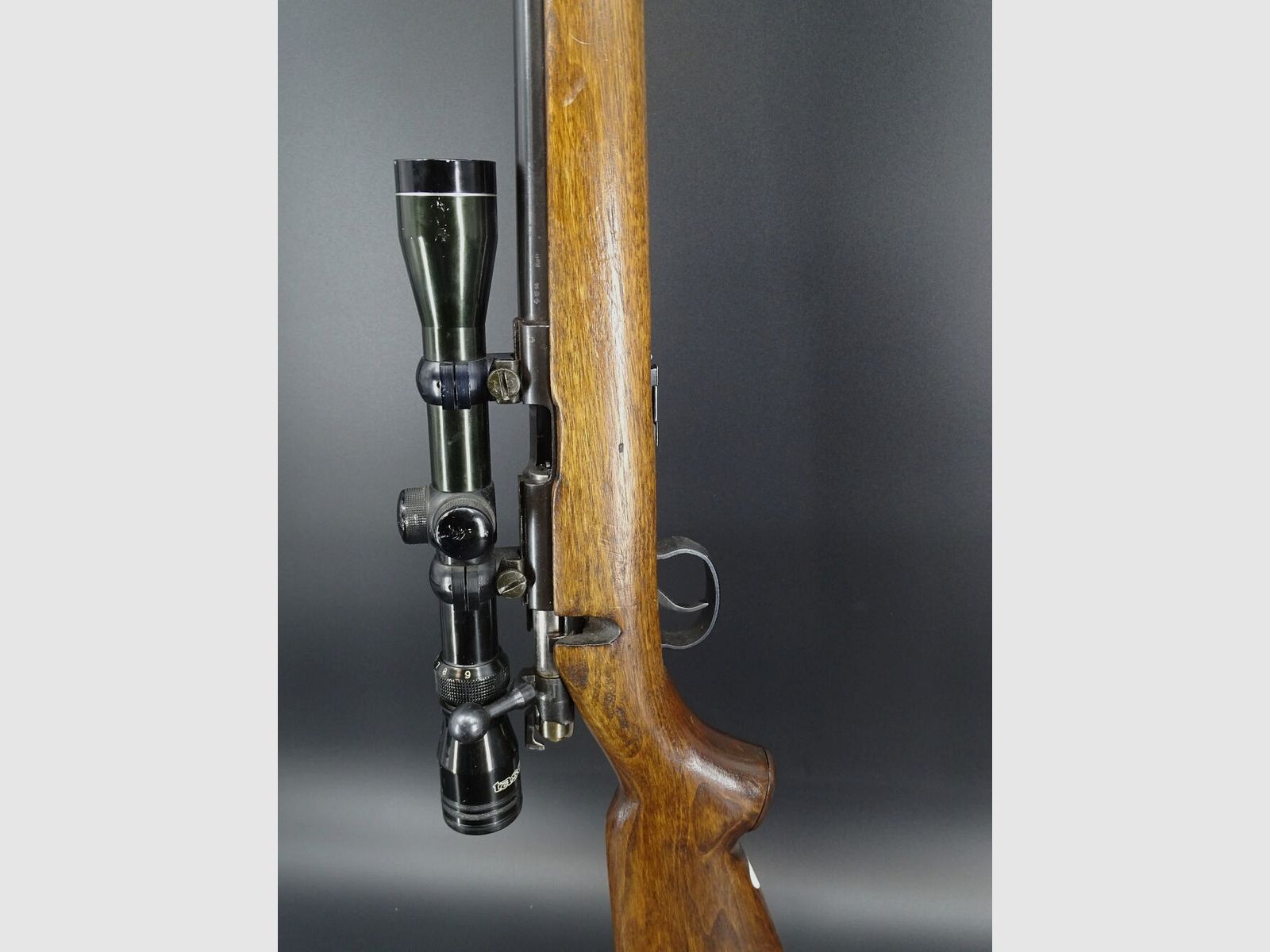 Norinco JW 12A kaliber .22lr met ZF Tasco JW 12A