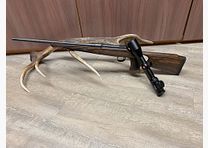 Sauer 101 GTI, mit Leica Magnus 1,8-12x50 i, mit Schiene