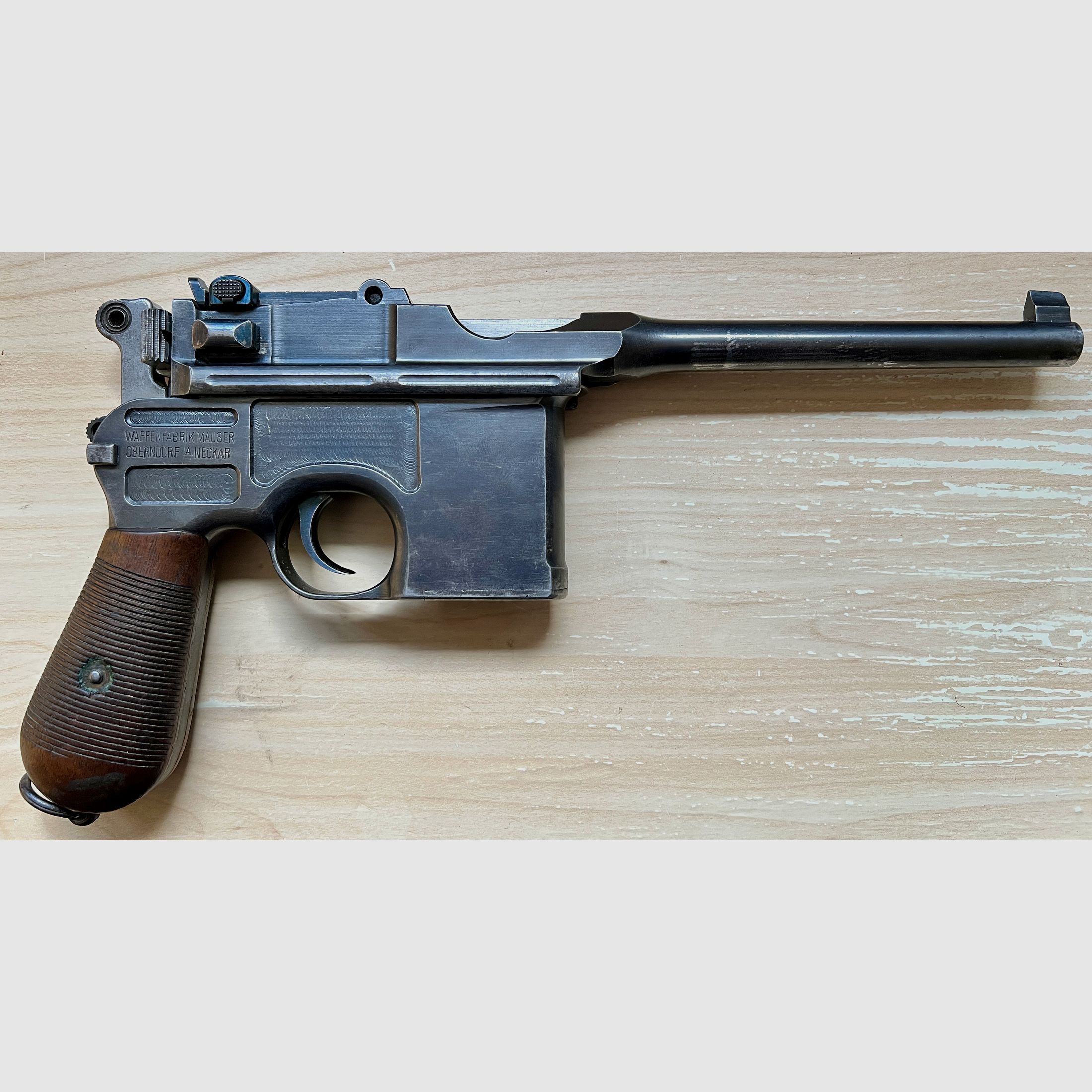 Mauser C96, w doskonałym stanie kolekcjonerskim. Zgodność numerów. Z własności rodzinnej. RZADKOŚĆ. Antyk.