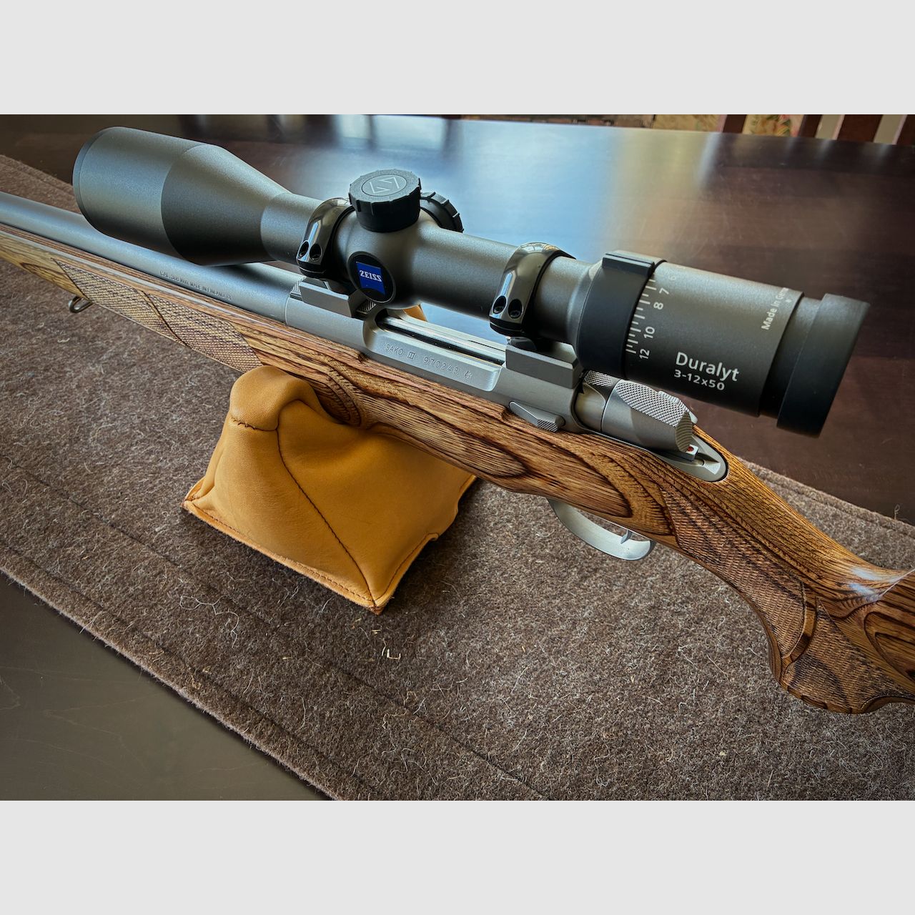 Sako 75 Varmint Laminated Stainless im Kaliber .308 Winchester mit Zeiss Duralyt 3–12x50