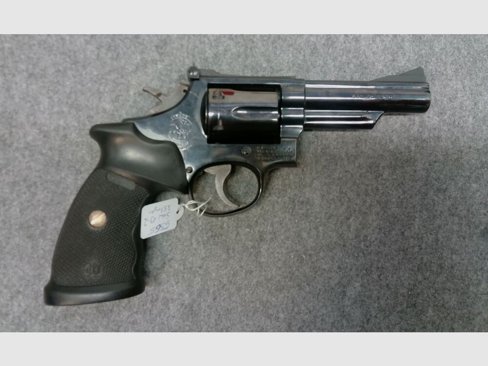 Smith + Wesson 19-2
