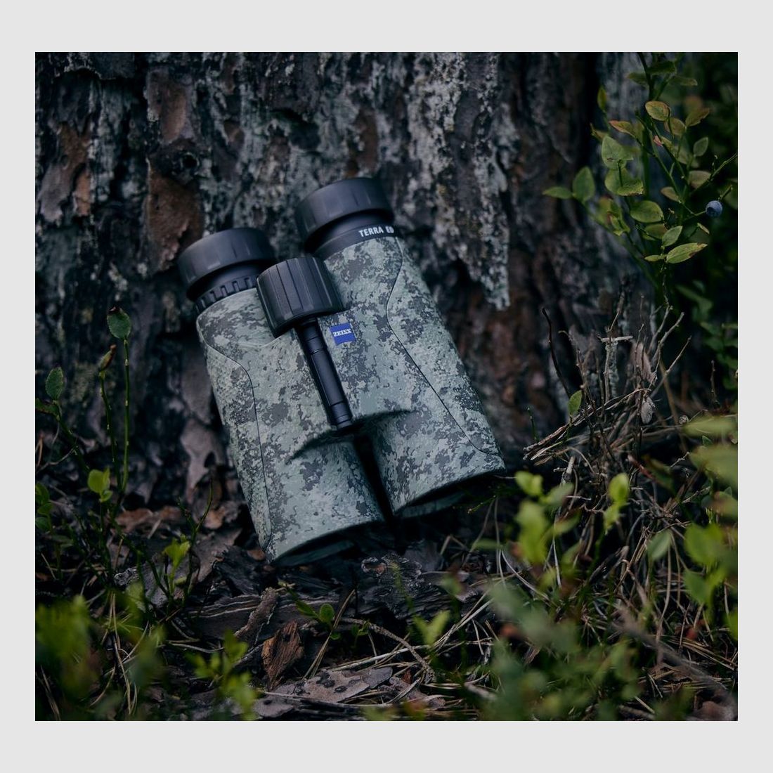 ZEISS Terra ED 10x42 camo