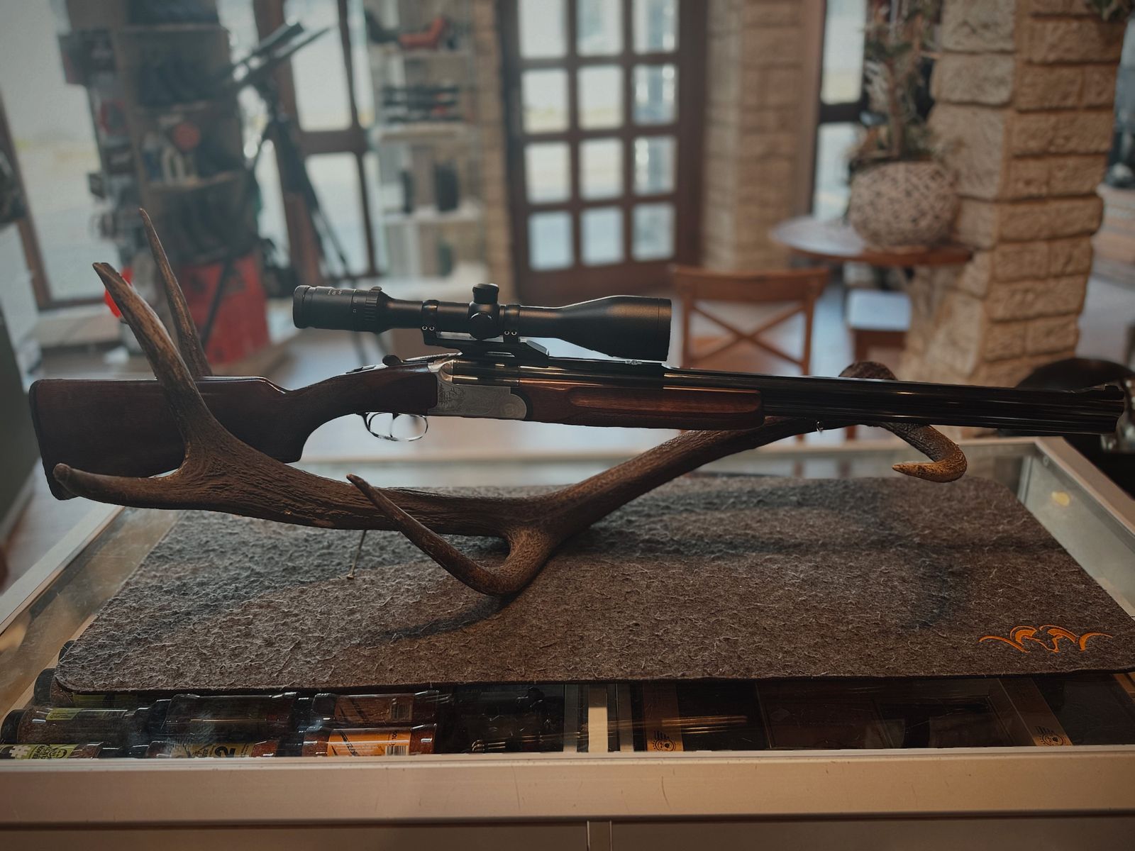 Sabatti BBF – 12/70 y 8x57 IRS – con cañón intercambiable 5,6x52R – Meopta Meostar R1 3-12x56 