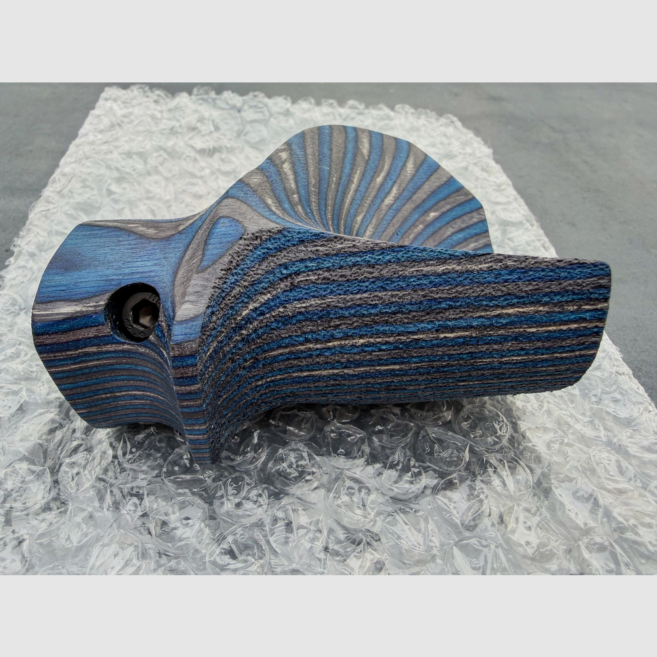 Walther Blue Angel Schichtholzgriff M NIEUW