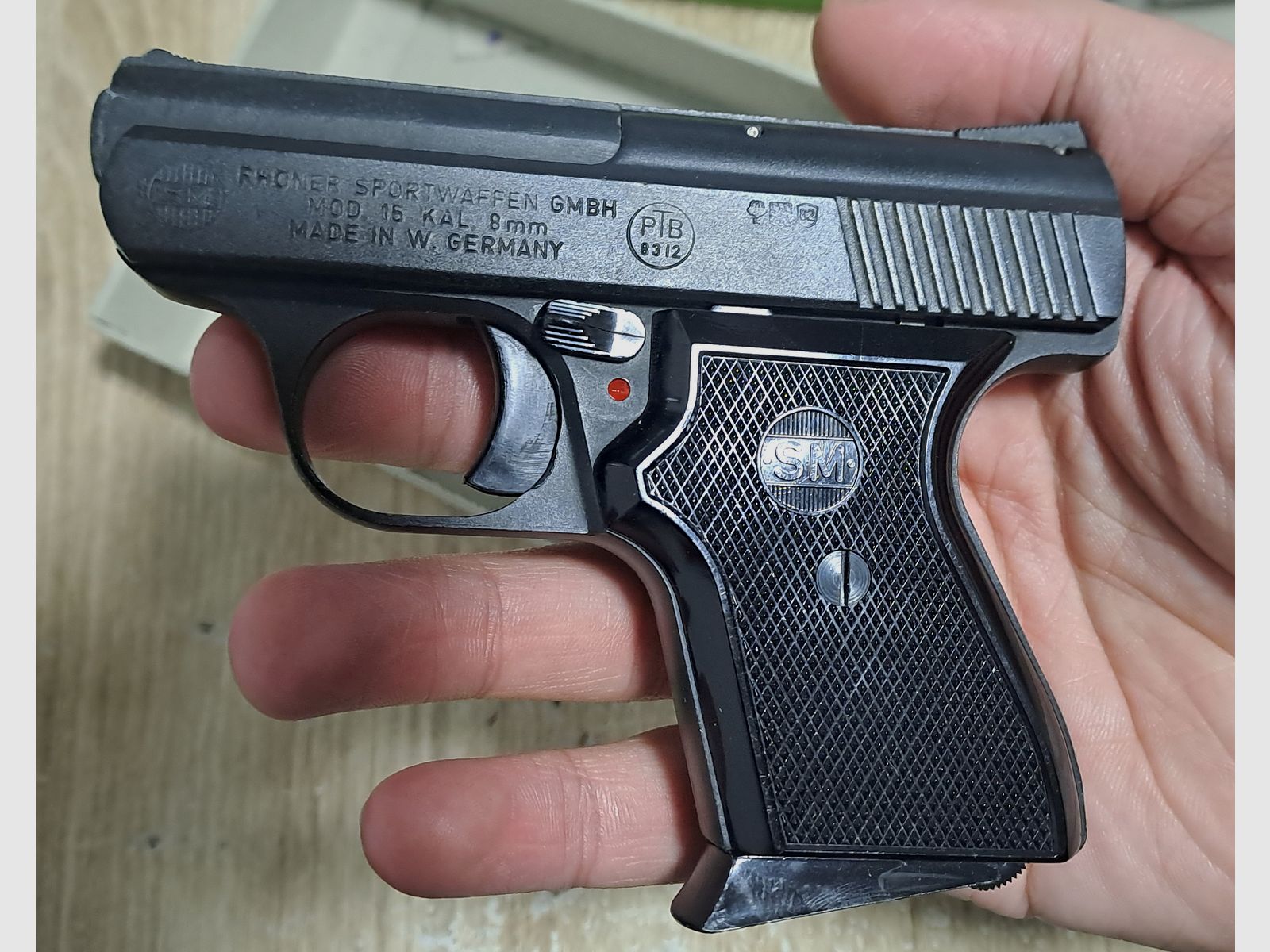 Alte Rhöner SM 15 Kal. 8 mm Knall im PTB 83/2 mit Verpackung!