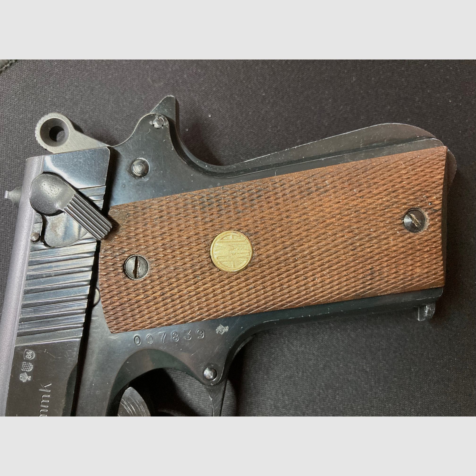 EGP 45, "Torro 45", PTB-Nr. 297, ERMA-Werke, Reizstoff-/Signalpistole,  8mm Knall