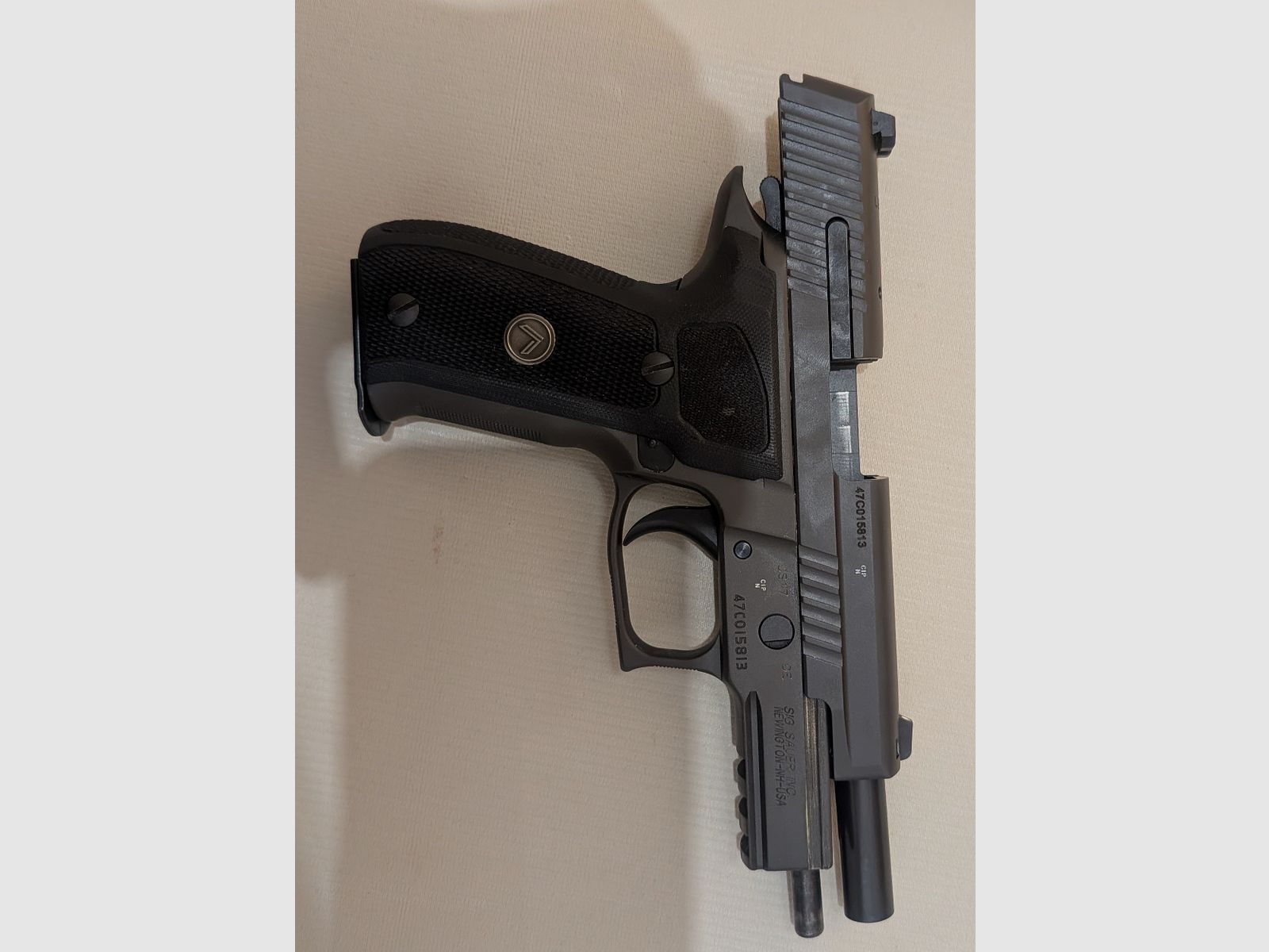 Sig Sauer P226 Legion DA/SA 9mm Luger