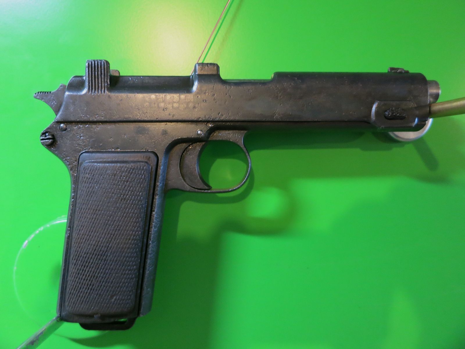 Steyr Hahn M1912 – Halbautomatische Pistole  Modell STEYR 1915; 9 mm Steyr   #85