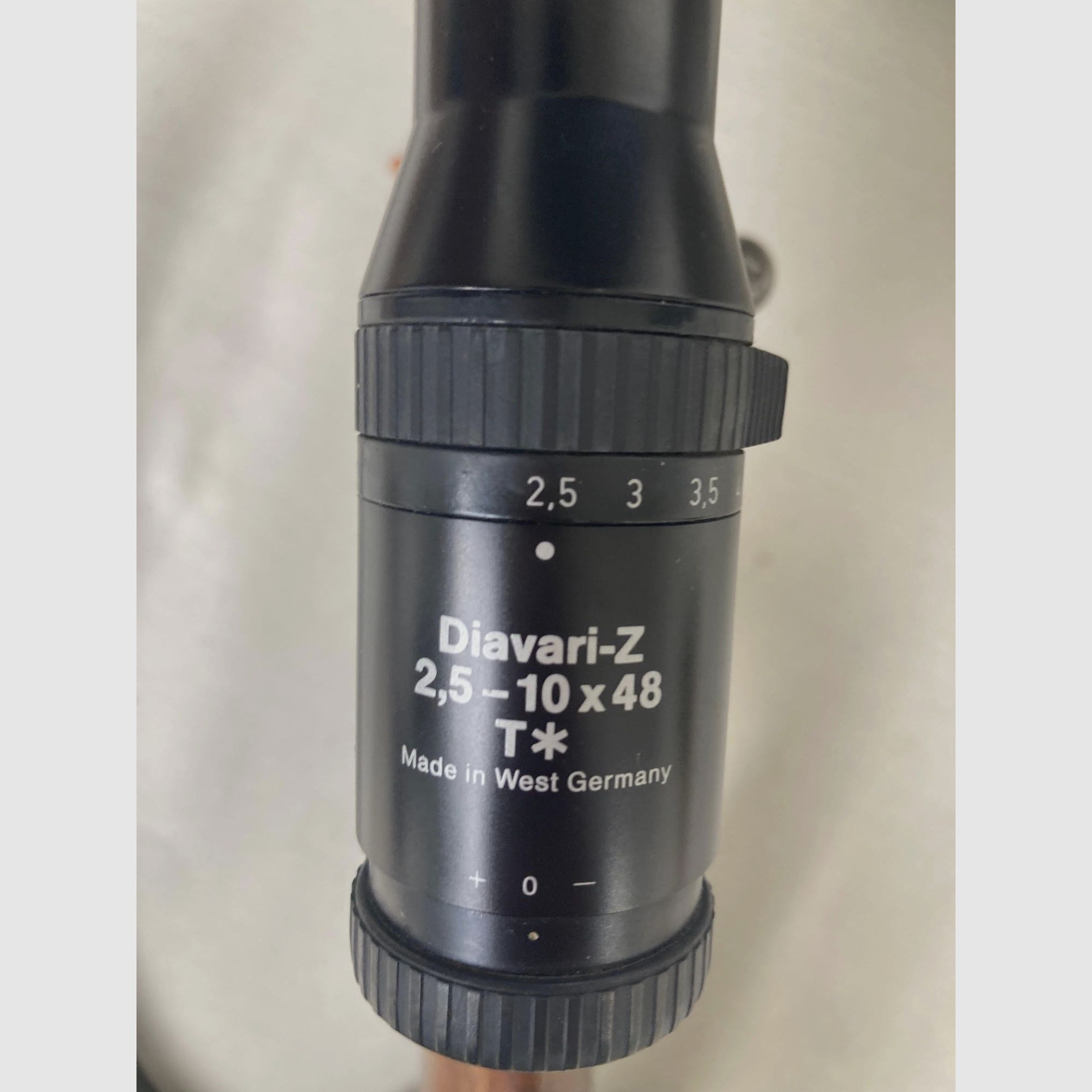 Krico Model 700 .222 RemMag mit Zeiss Optik Diavari Z 2,5 - 10x48