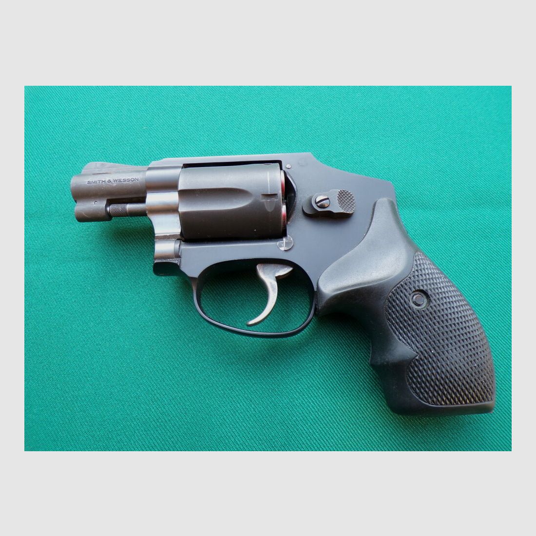 Smith & Wesson Hammerless