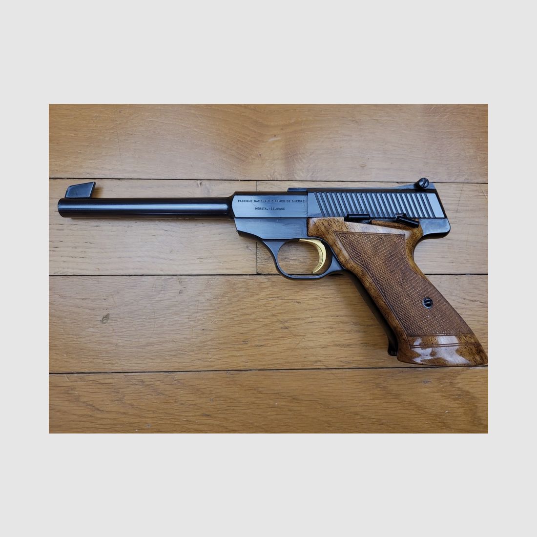 Sehr schöner Herstal « Challenger » Sportpistole – .22 LR – 10 Schuss – Browning-Patent – Ausgezeichneter Zustand, Bild 6 von 13