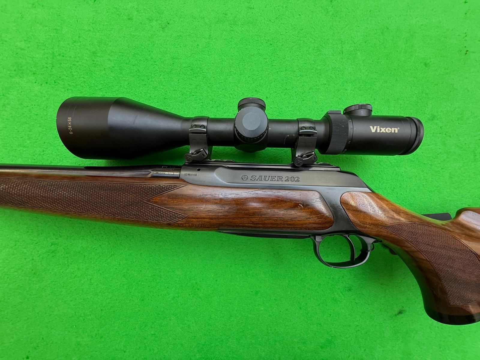 Sauer & Sohn 202 in .270Win & Vixen 6-24x58