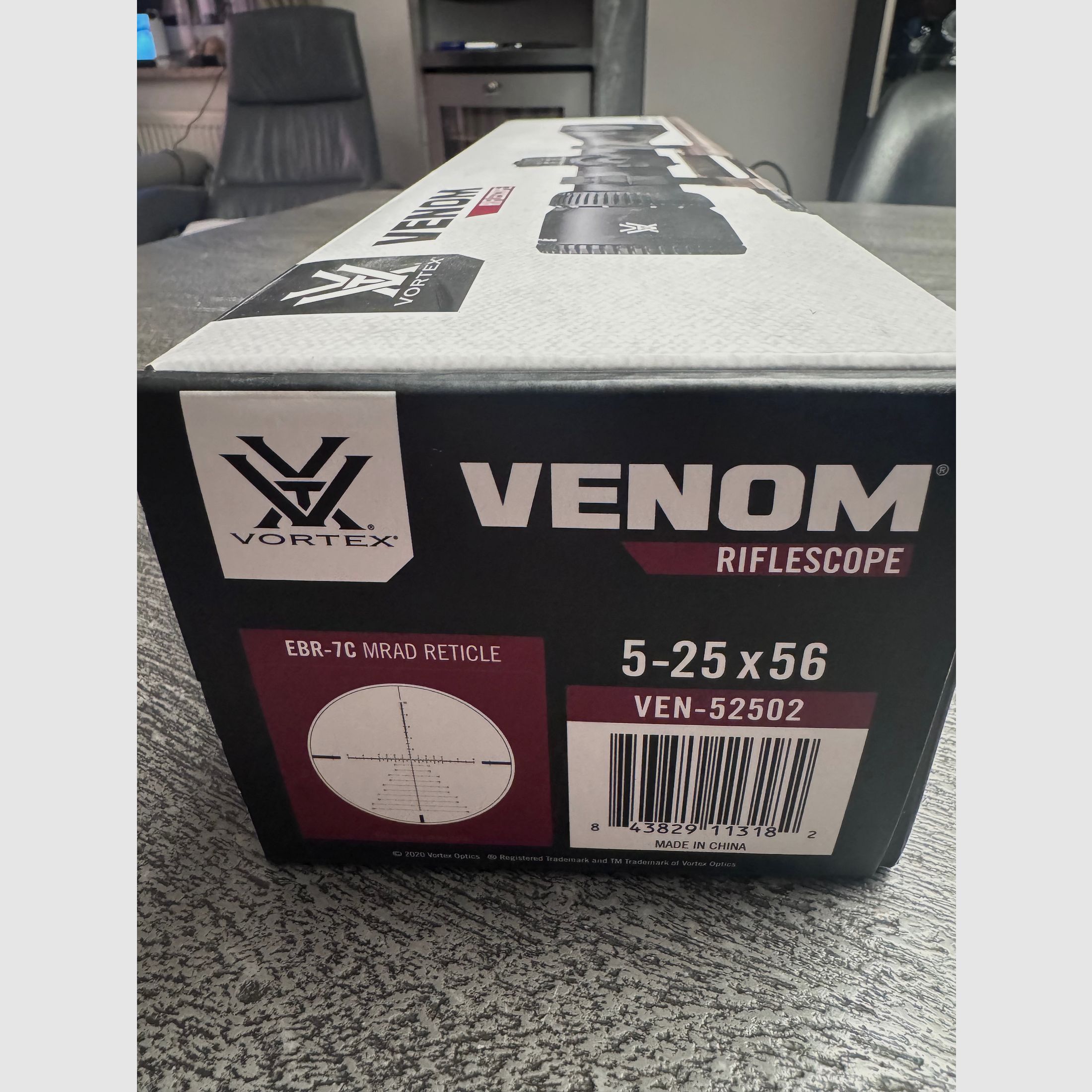Vortex Venom 5-25x56 FFP EBR-7C MRAD mit Montage