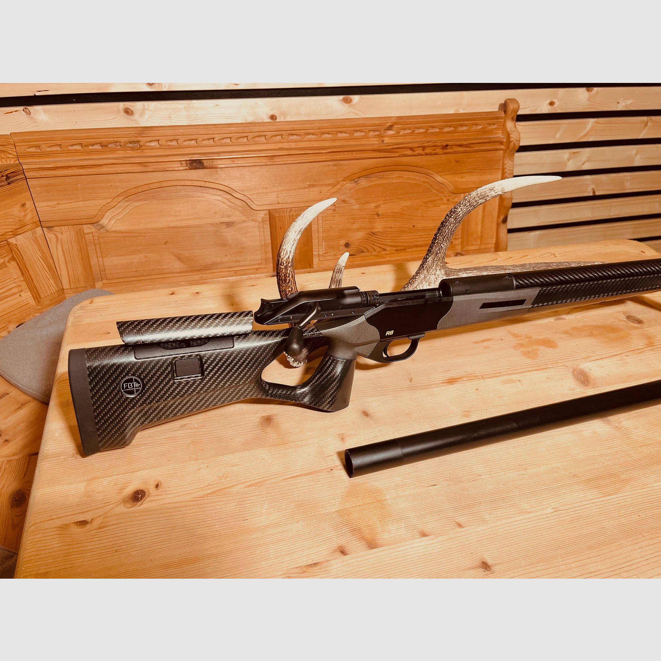 Blaser R8 Ultimate Silence FBT Schaft und FBT One Dämpfer