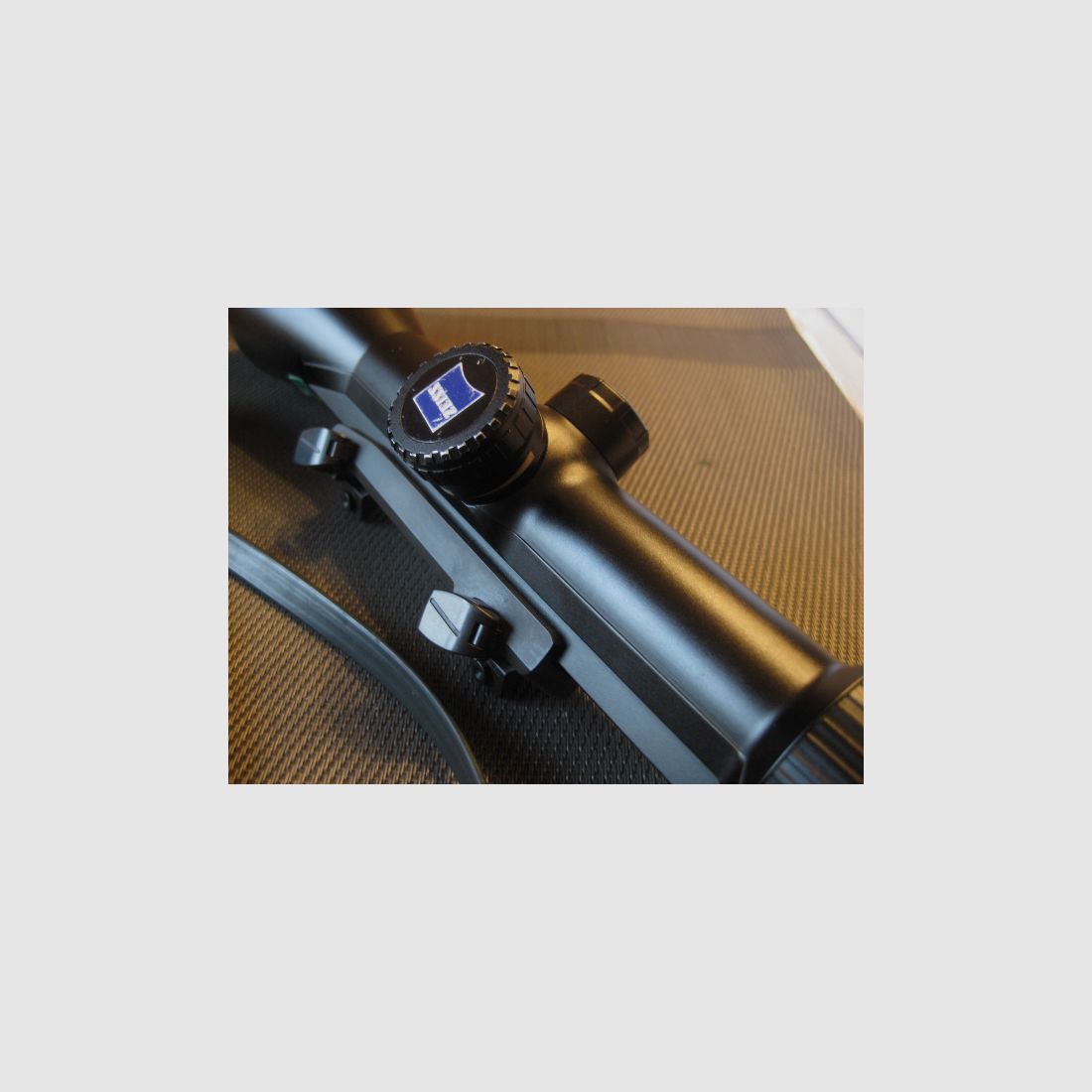 TOP  Generation-II  ZEISS VICTORY Varipoint M 3-12x56 iC T* mit Absehen-60 und originaler Blaser-Sattelmontage ! Ähnlich HT -V4-V6-V8-Z6-Z8-Swarovski-LEICA-S&B-IOR-R93-R8-D99-BD14-K95