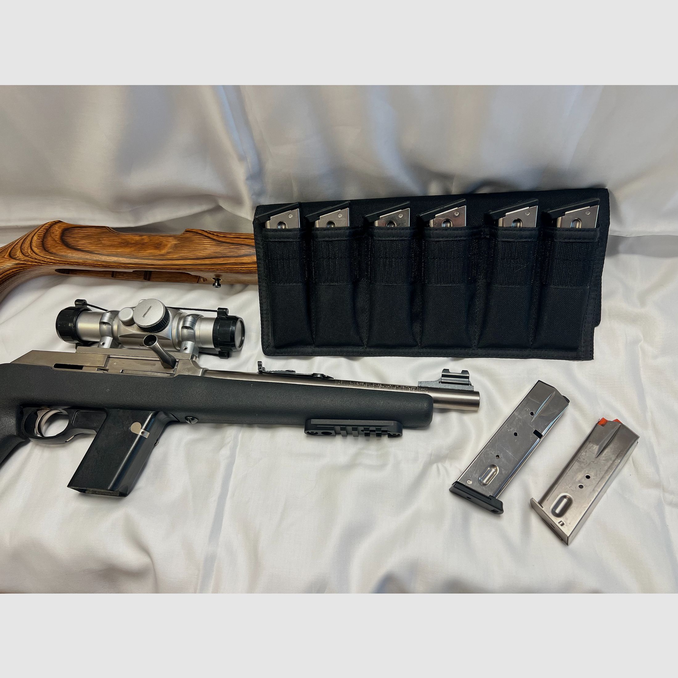 Marlin Camp 9 mm Luger – semi-automatic Kat. A – inherited firearm private sale Vorarlberg + 8 magazines