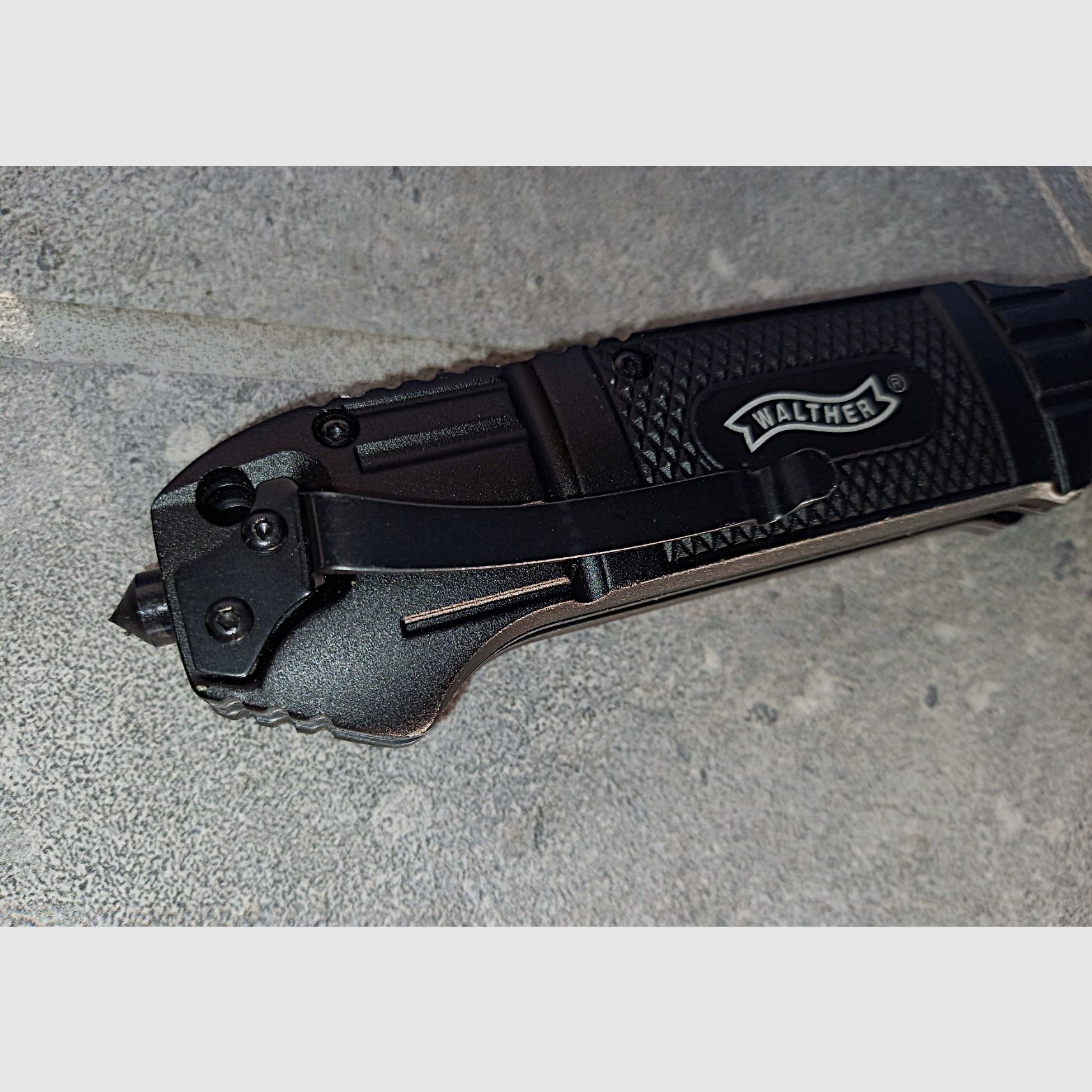 Walther Black Tanto Knife folding knife rescue pocket knife glass breaker case EDC