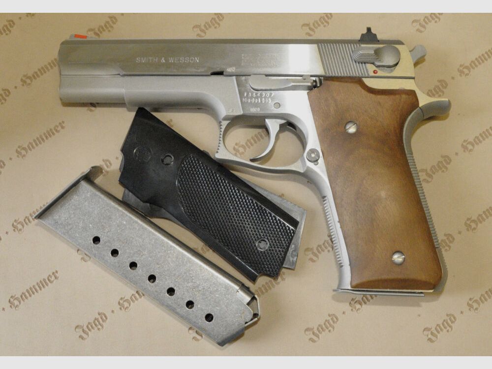 Smith & Wesson 645, zdjęcie 2 z 2