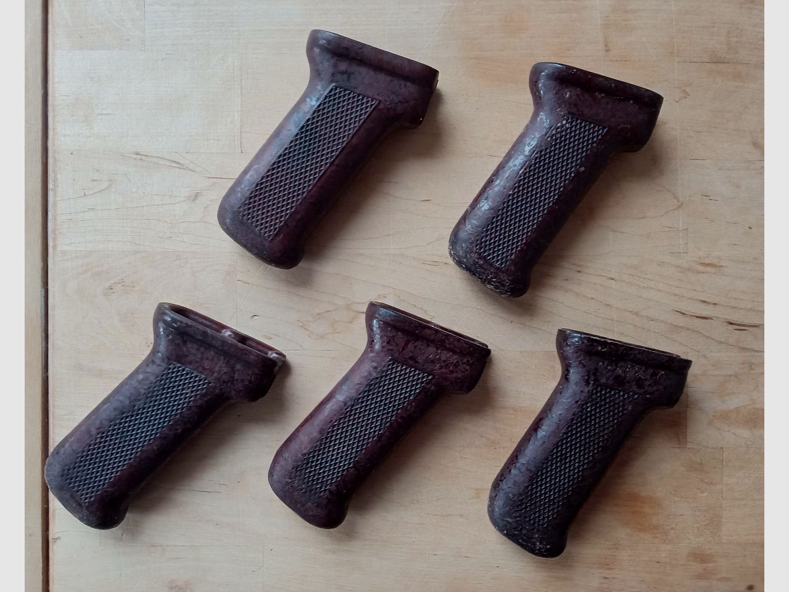 Mangos de AKM rumanos de baquelita mejor que el mango ruso / también para AK74 AK-100 / Yunker / GSG Cybergun Co2 "AK47