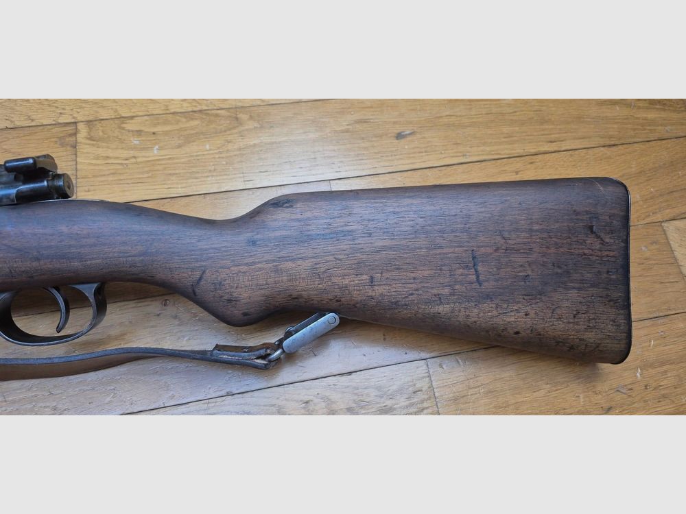 Wunderschönes Gewehr G98 – Gewehr 1898 – Arsenal Spandau 1900 – Originalkaliber 8×57 IS – Vollständig monomatrikuliert außer der konformen Reinigungsstange – Original braune Lederriemen – Prestigeträchtige Zuordnung zum 1. Grenadier Kronprinz „1. R. 4. 150.“ – TBE+, Bild 26 von 31