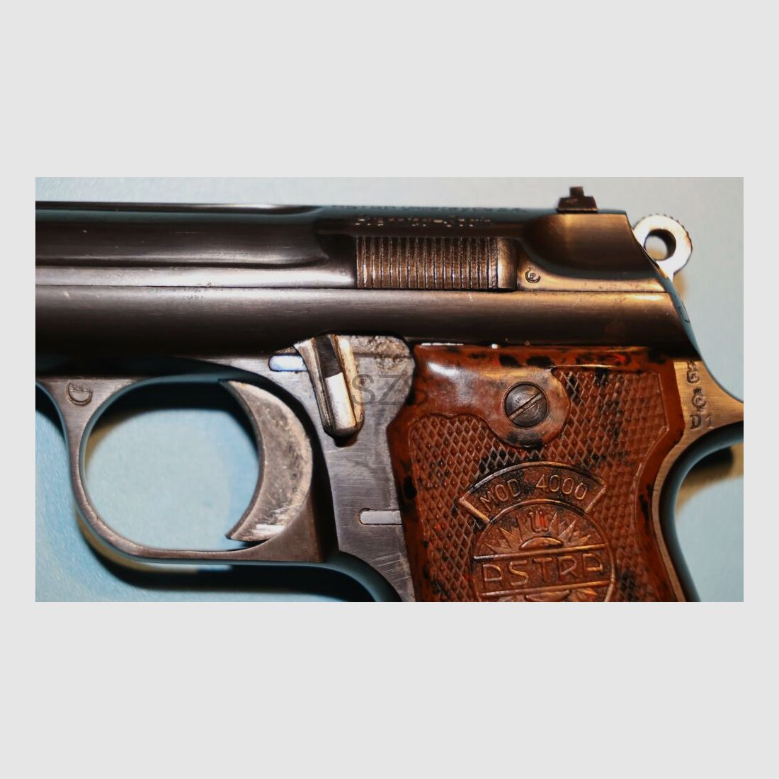 Astra 4000 Falcon