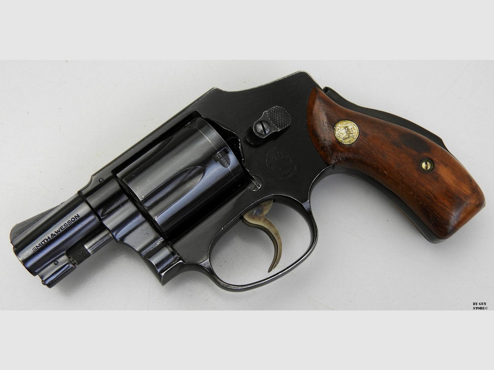 Revolver Smith & Wesson mod. 42 Airweight cal. 38 special, immagine 2 di 6