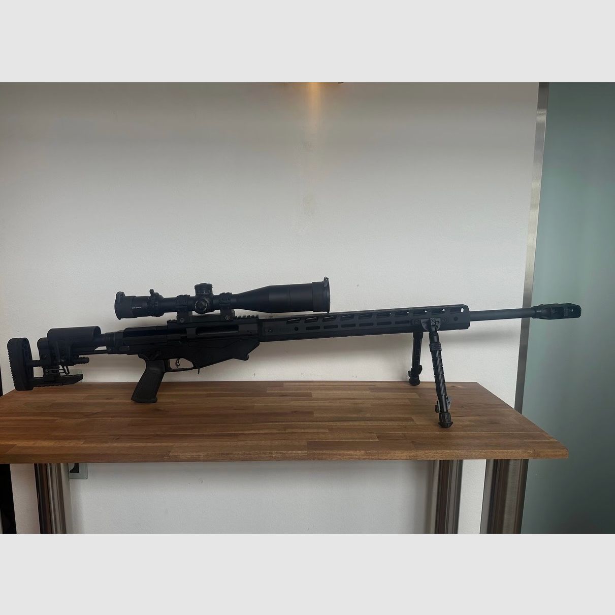 Ruger Precision Rifle Gen 2.338 Lapua Mag - Vortex Strike Eagle 5-25x56, ERA-TAC mount, case, like new, immagine 1 di 4