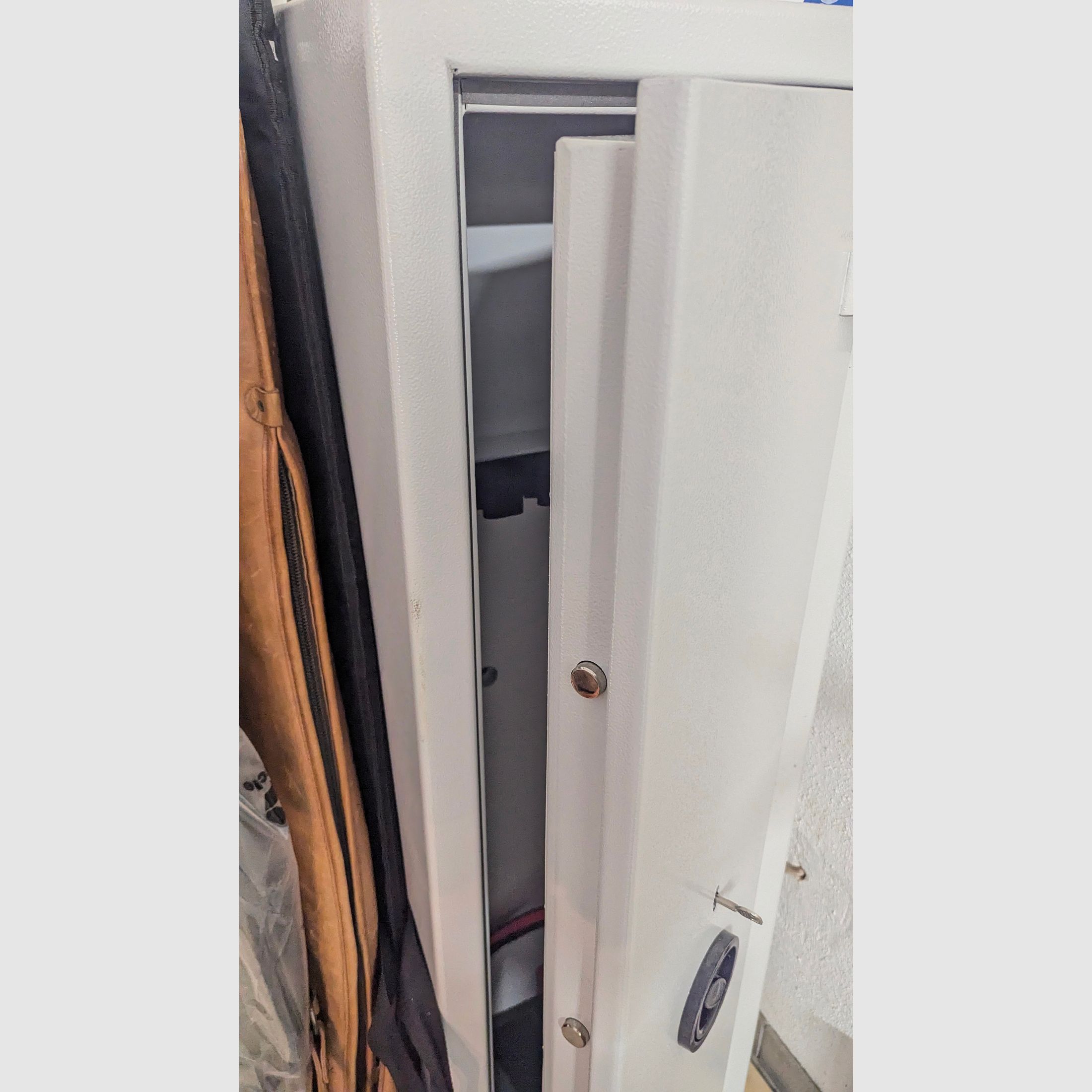 Waffenschrank Doppelbartschloss Klasse 0 Bj 2021