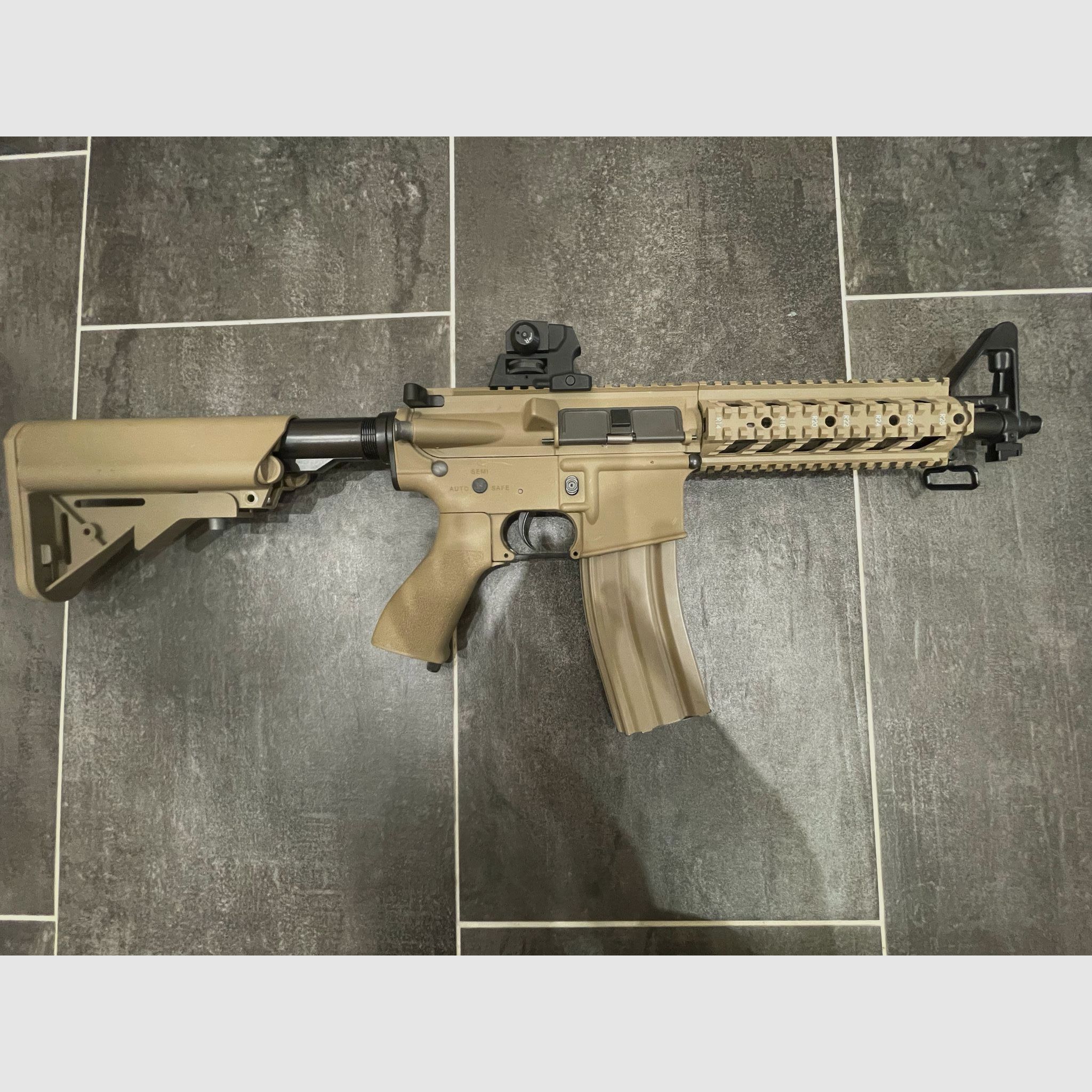 Airsoft - Gewehr - G&G CM16 Raider DST -Desert - ab 14, unter 0,5 Joule