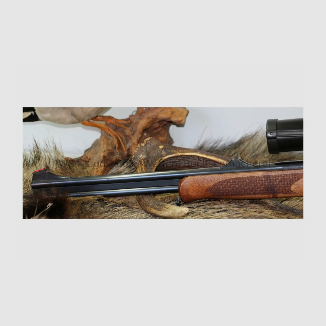 BDB Brno Express con Zeiss Varipoint 1,5 - 6 x 42 .30RBlaser