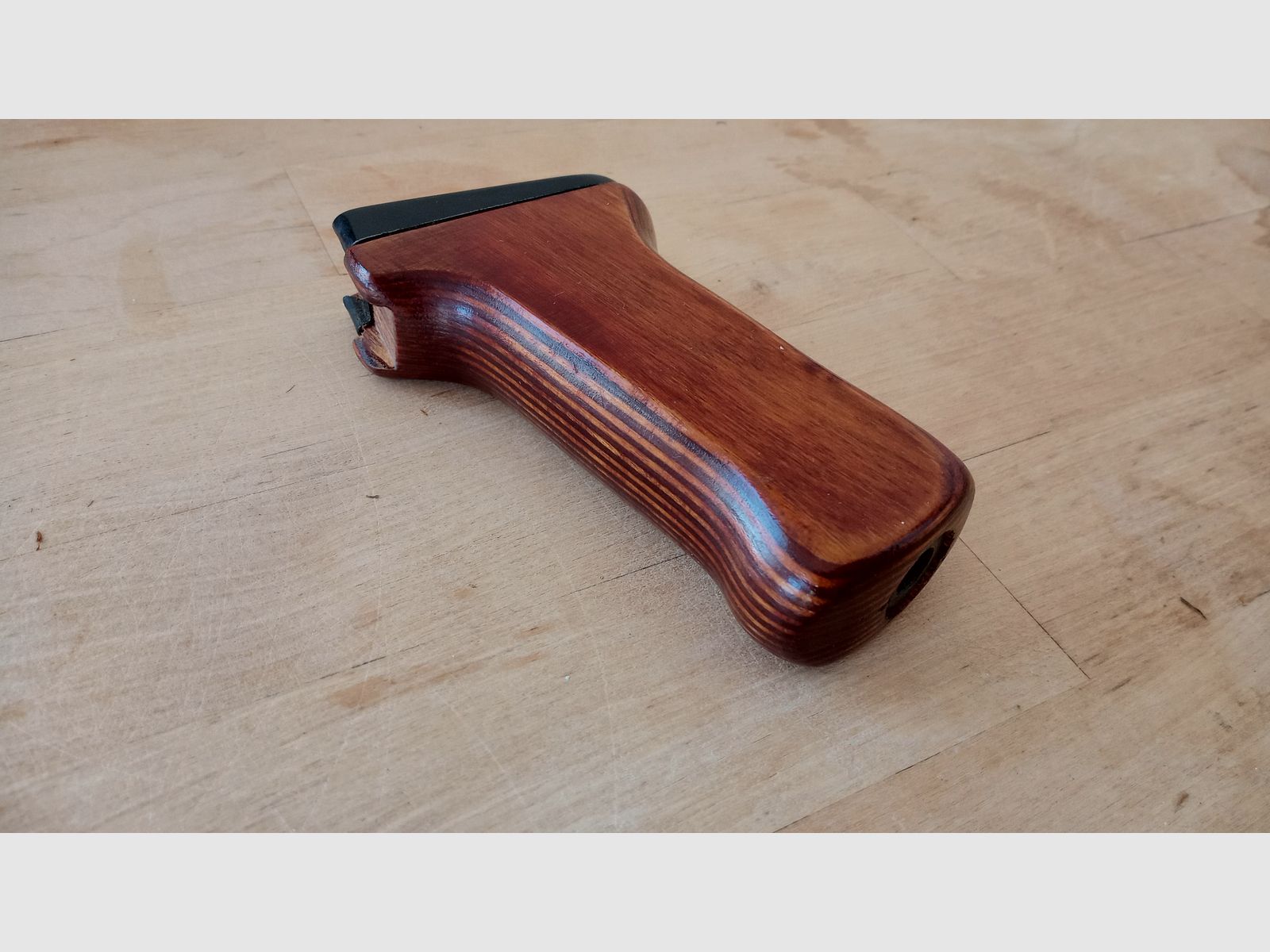 Original Russian AK74 laminated wood pistol grip / also fits AKM // laminate grip / Yunker