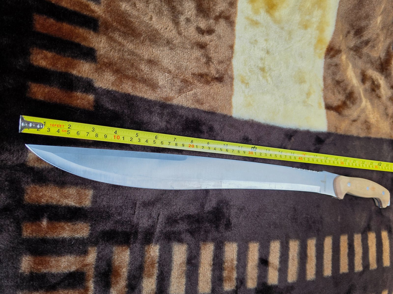 Huntsman Machete / Outdoor-Machete mit Sägerücken & Holzgriff (Gesamtlänge ca. 60 cm), Bild 2 von 4