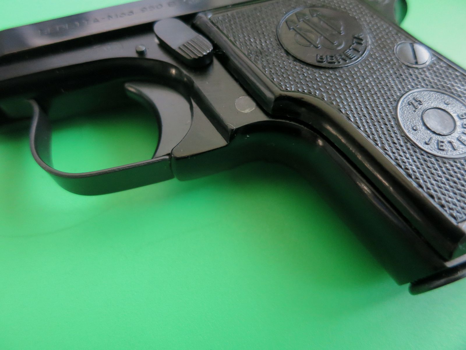 Pietro Beretta 950B pistolet à percussion semi-automatique à bascule 6,35 Browning « MADE IN BRAZIL », comme neuf       #55