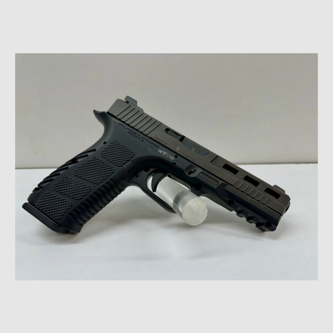 Armscor STK100 -Wapens Friedrichs