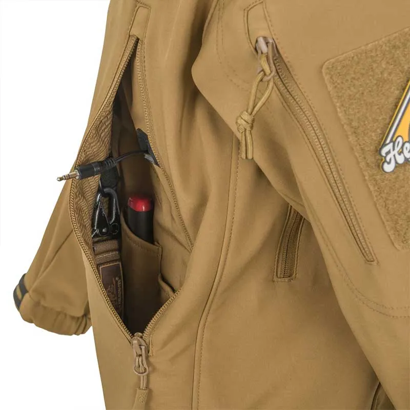 Helikon-Tex - GUNFIGHTER Jacket - Shark Skin Windblocker - Taiga Green, image 6 of 9
