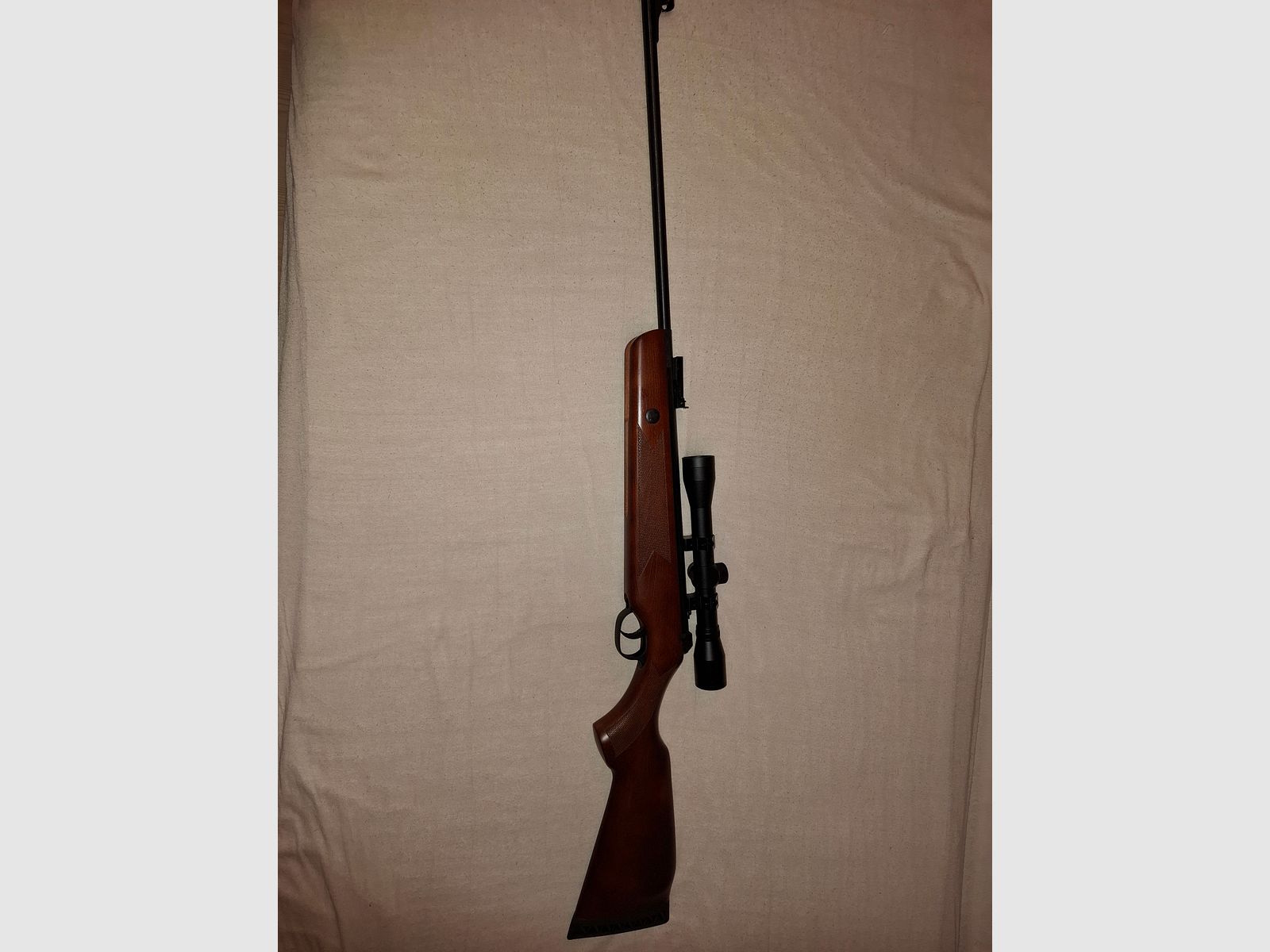 Hämmerli Hunter Force 600 nuevo. Con mira telescópica 4x32