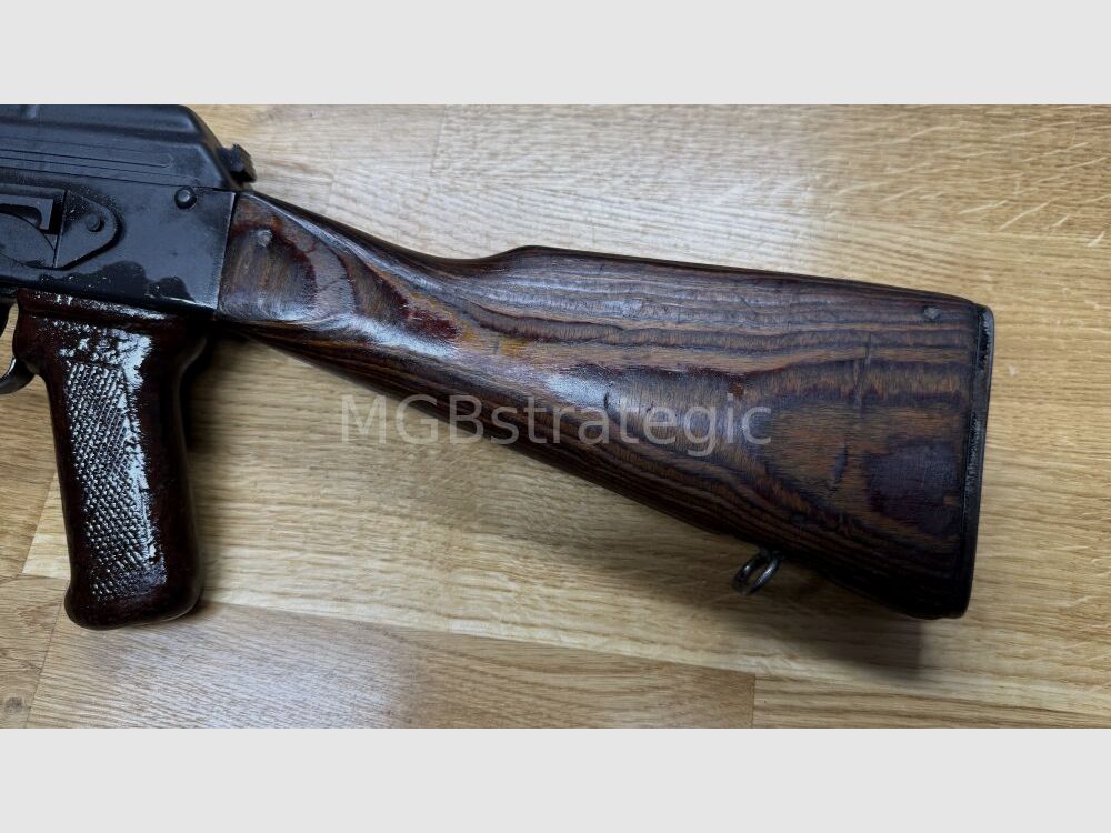 Cugir Modello 63 - fucile semiautomatico 7,62x39 - canna da 42,5 cm calciolo fisso Modello 63 - canna cromata dura - versione civile AKM / sistema AKM / AK47 AK-47