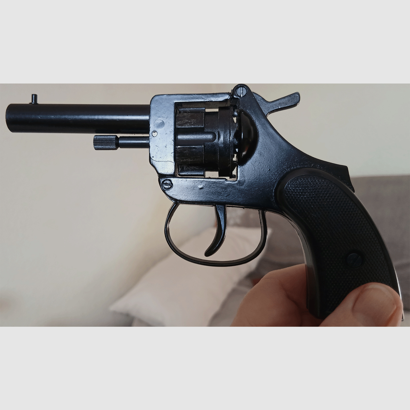 Revolver Valor Mk4 @ Kal. 4 mm R lang @ incl. munitie @ volledig functioneel @ grijp in