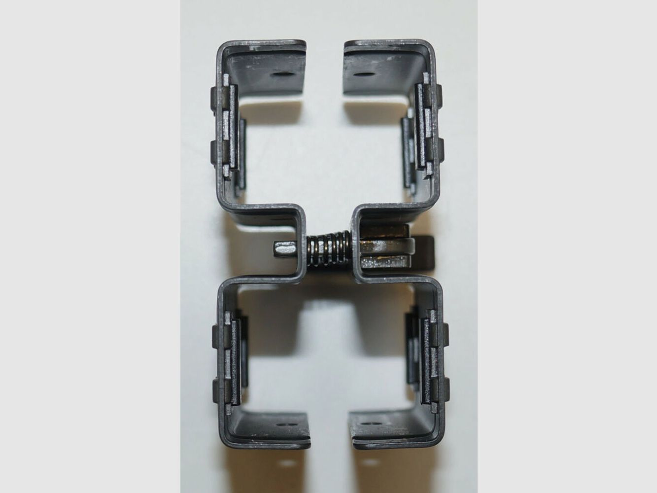 Heckler & Koch magazine clamp, HK MP5; HK SP5; SAR M41/05 and similar models, new, original Heckler & Koch manufacturing