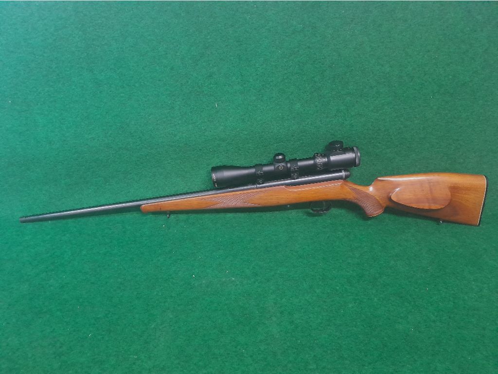 Krico calibre .22" semiautomático
