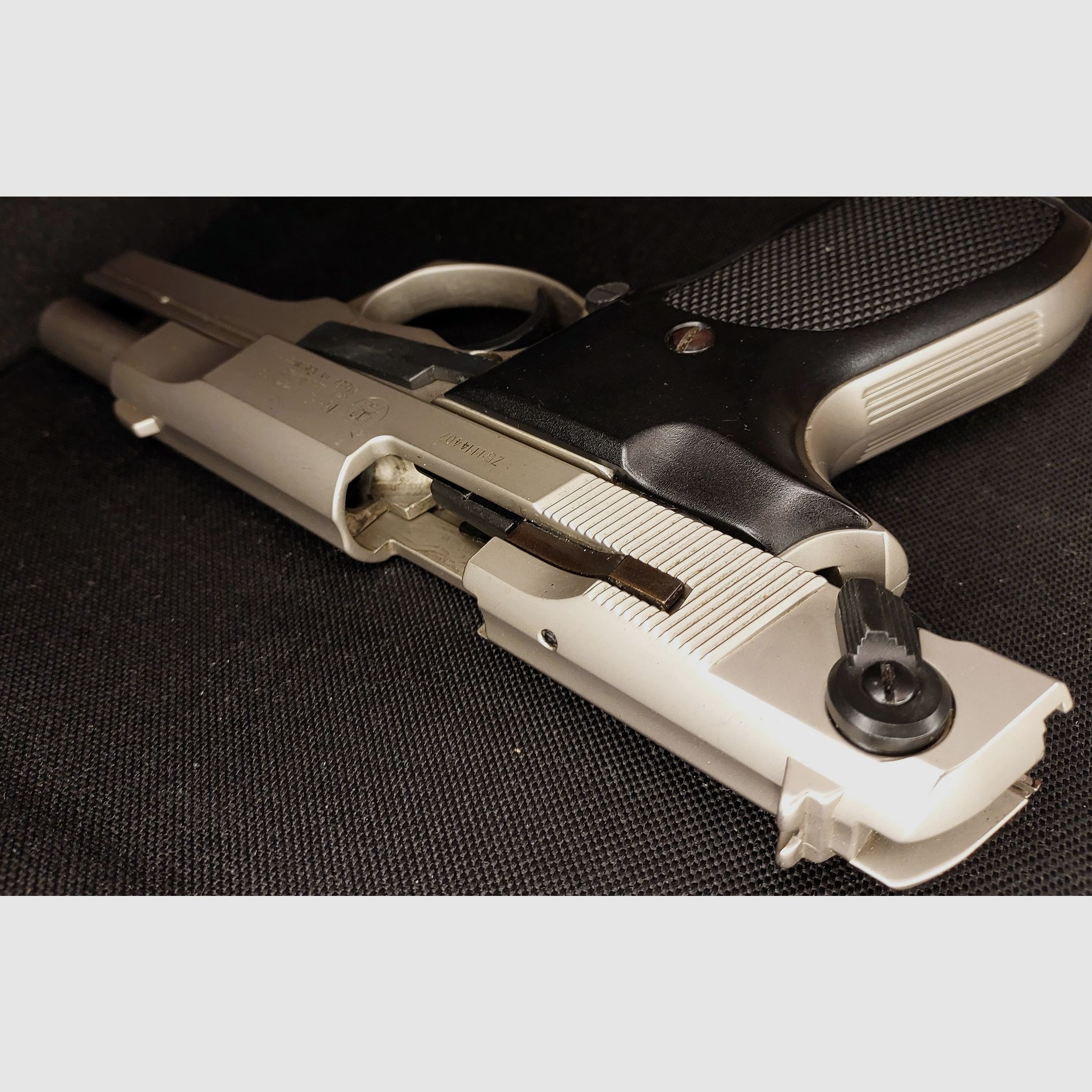 Walther P88-9 (P 88 Compact) pistola a salve 9mm P.A.K. nichelata (PTB 764) 3 magazine