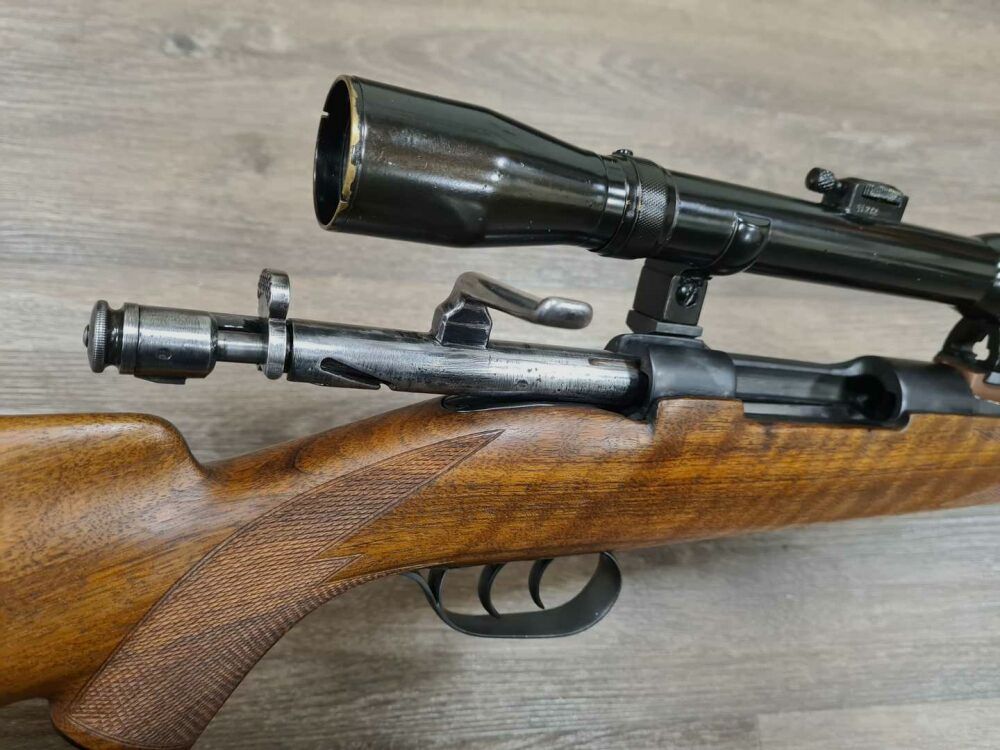 Diverse herhalingsgeweren Carcano
