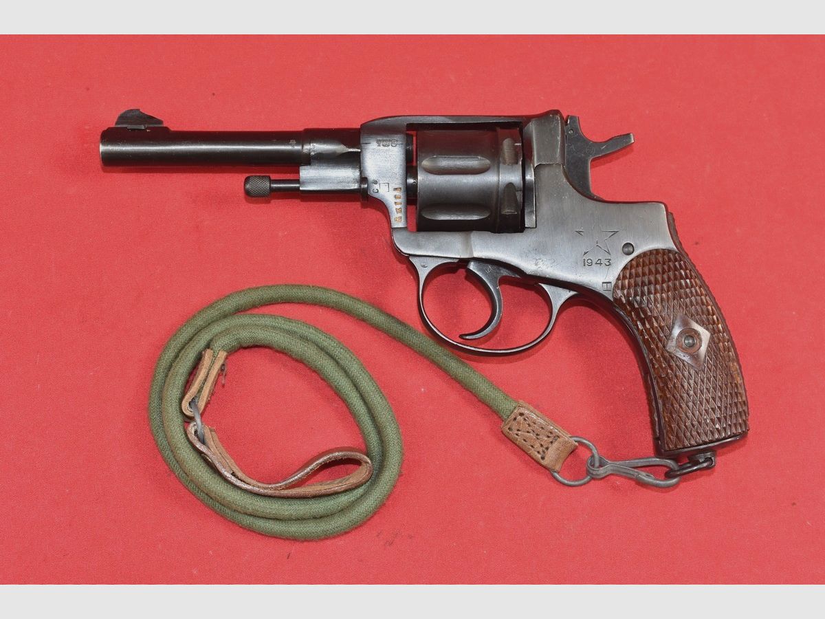#8392 REWOLWER NAGANT M1895, ROK 1943, Kal.7,62 Nag., zdjęcie 2 z 25