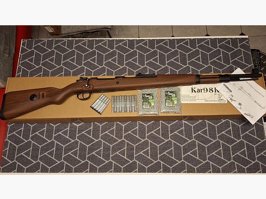 Karabiner 98K bolt-action spring rifle with shell ejection 6mm BB wood look - as new!