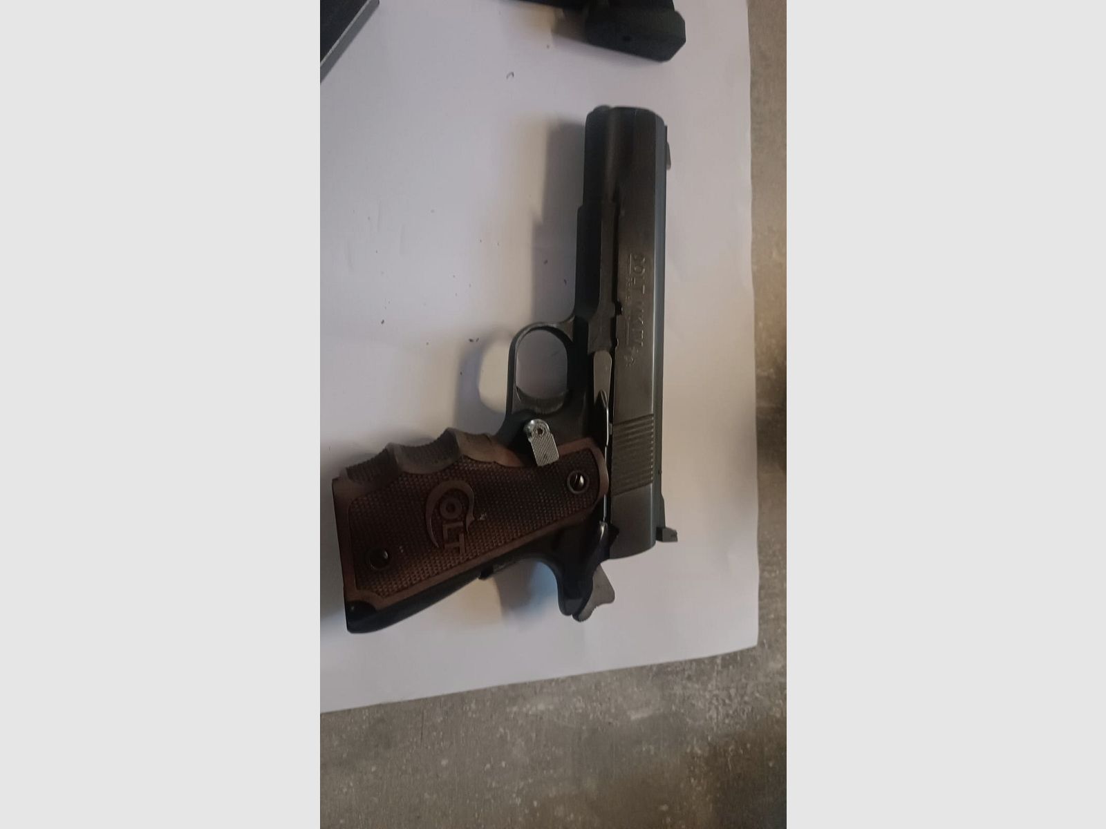 Verkaufe: Colt 1911 Serie 80 – Kaliber .45 ACP mit zwei Wechselsystemen (9mm & .22lr)